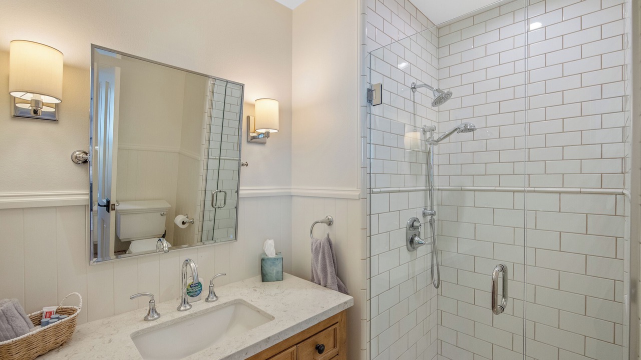 Photo of Bathroom in Thousand Oaks
