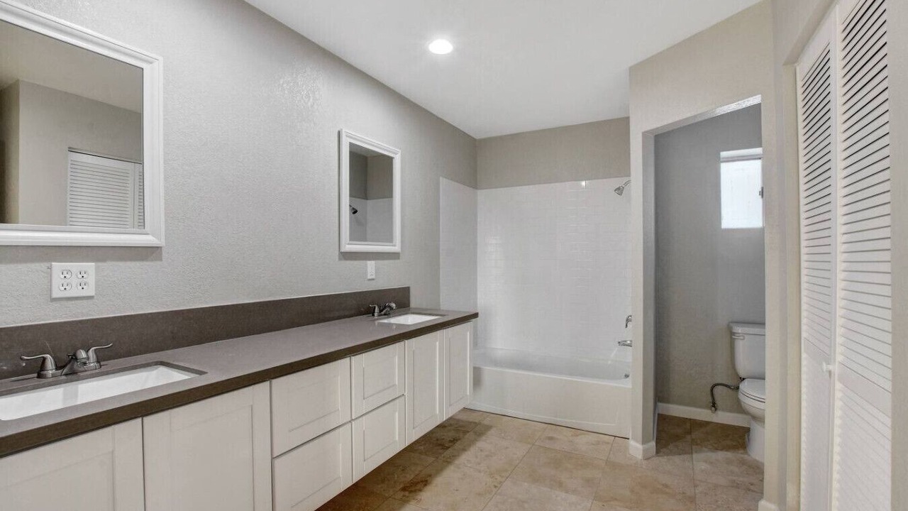 Photo of Bathroom in Sunrise Manor