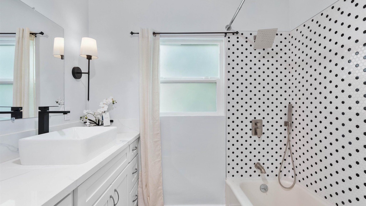 Photo of Bathroom in Monrovia