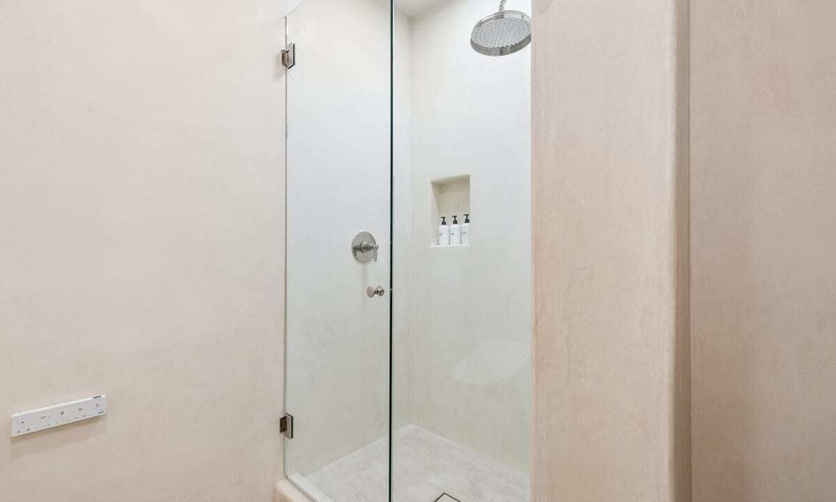 Photo of Bathroom in Oak Park