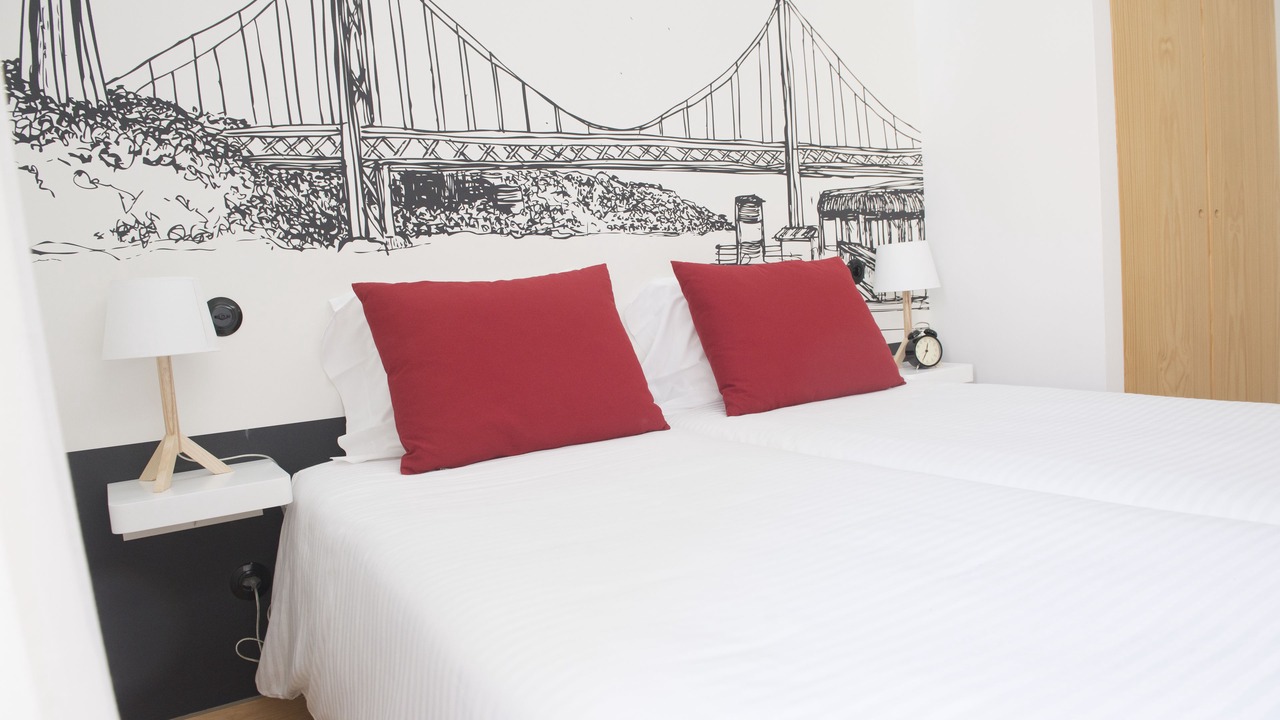Photo of Bedroom in Chiado