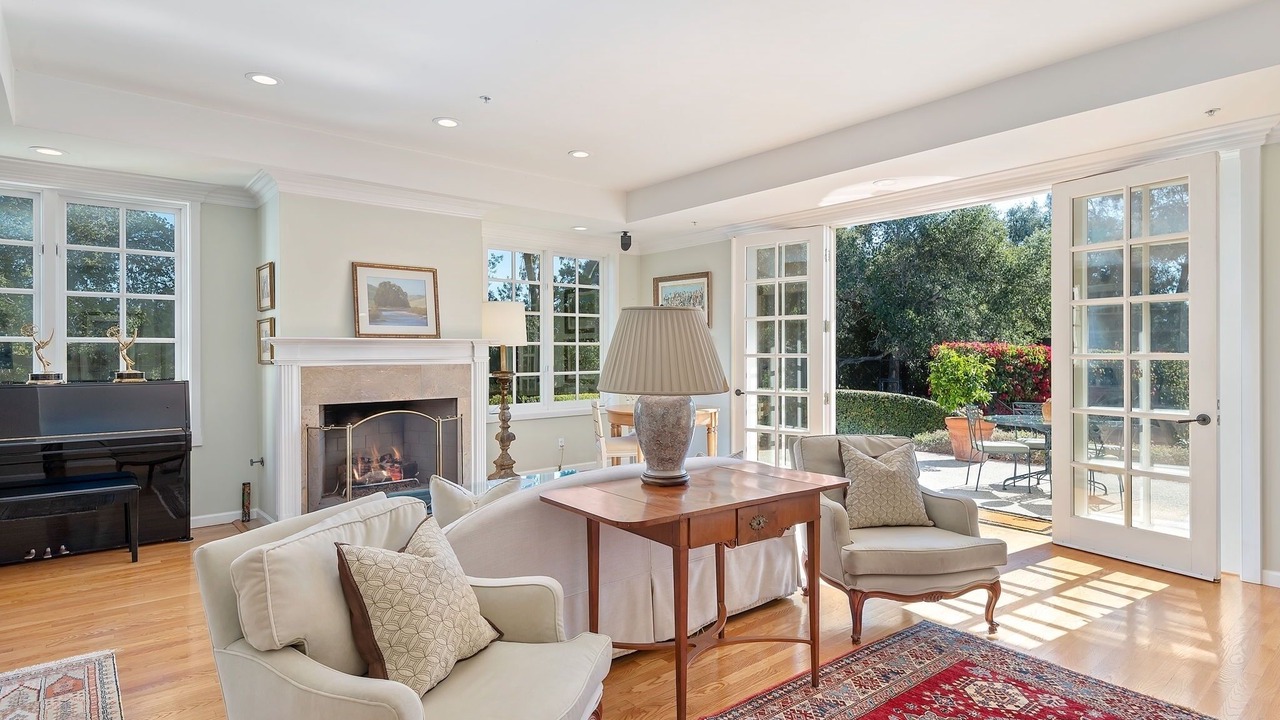 Photo of Livingroom in Hedgerow