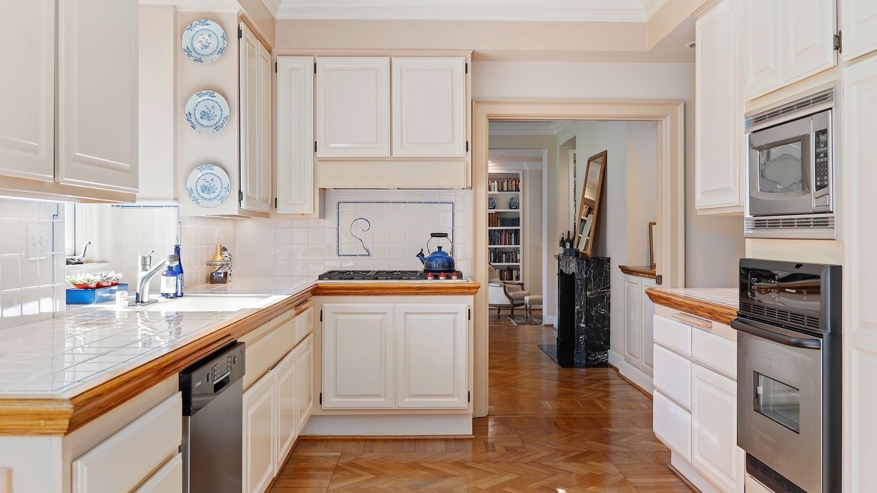 Photo of Kitchen in Hedgerow