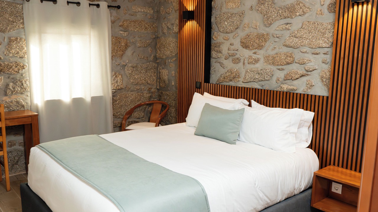Photo of Bedroom in Oliveira do Hospital