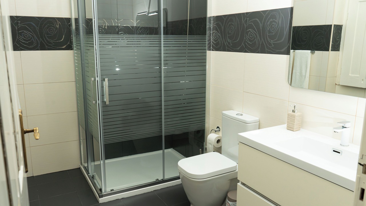 Photo of Bathroom in Oliveira do Hospital