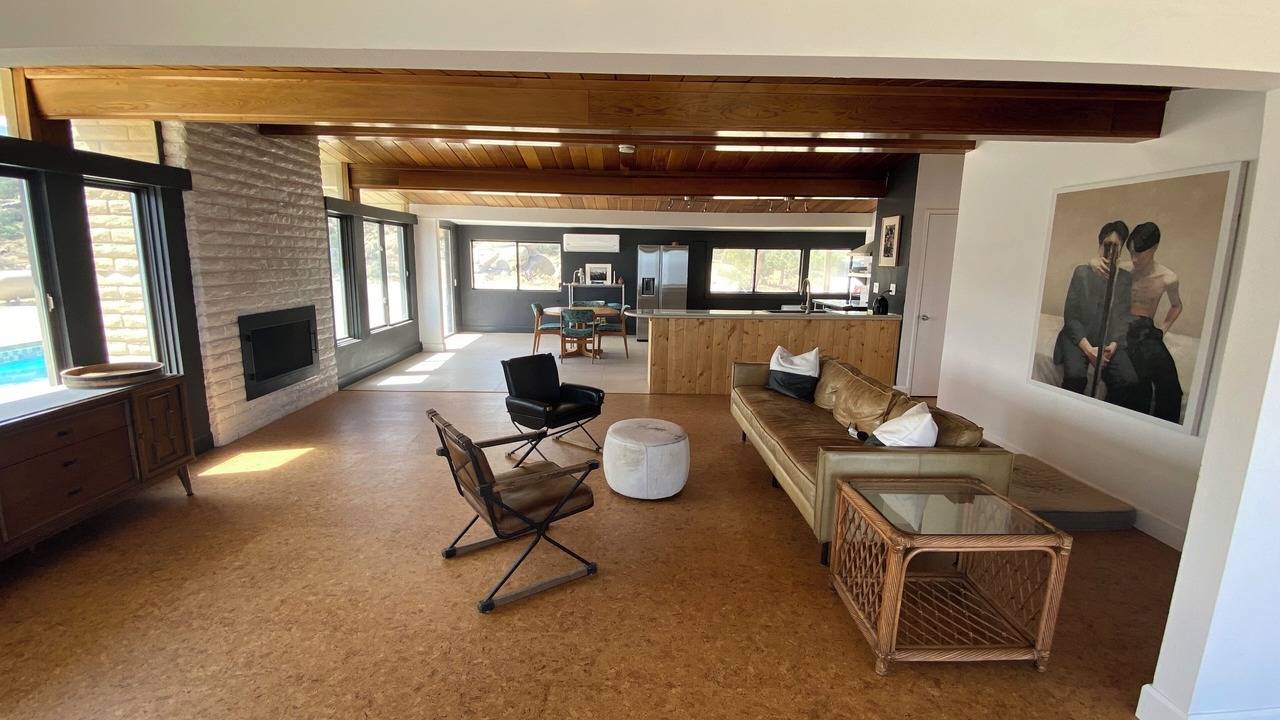 Photo of Livingroom in Pinyon Crest