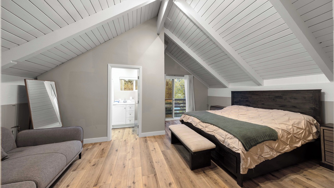 Photo of Bedroom in Frazier Park