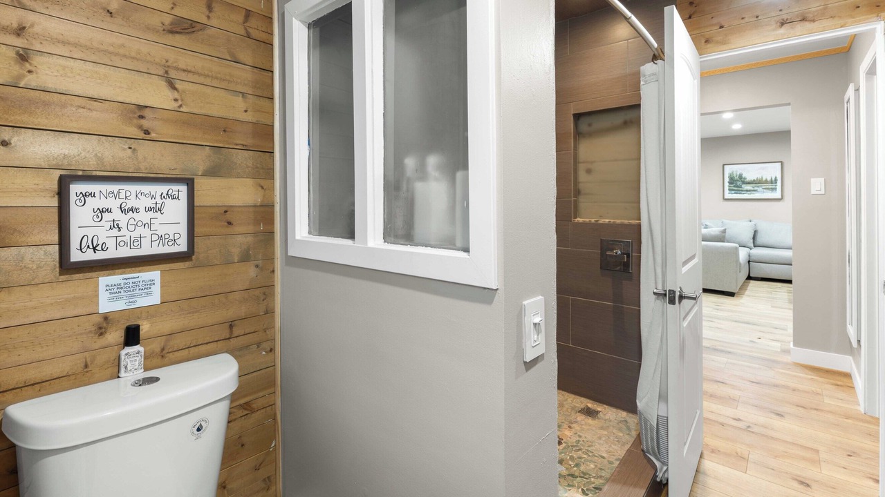Photo of Bathroom in Frazier Park