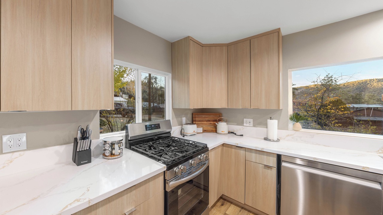 Photo of Kitchen in Frazier Park