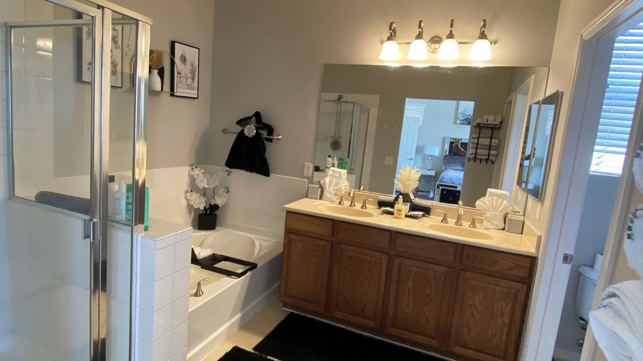 Photo of Bathroom in North Las Vegas