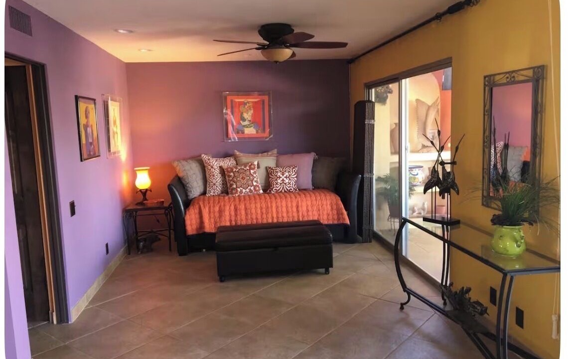 Photo of Livingroom in Palm Desert