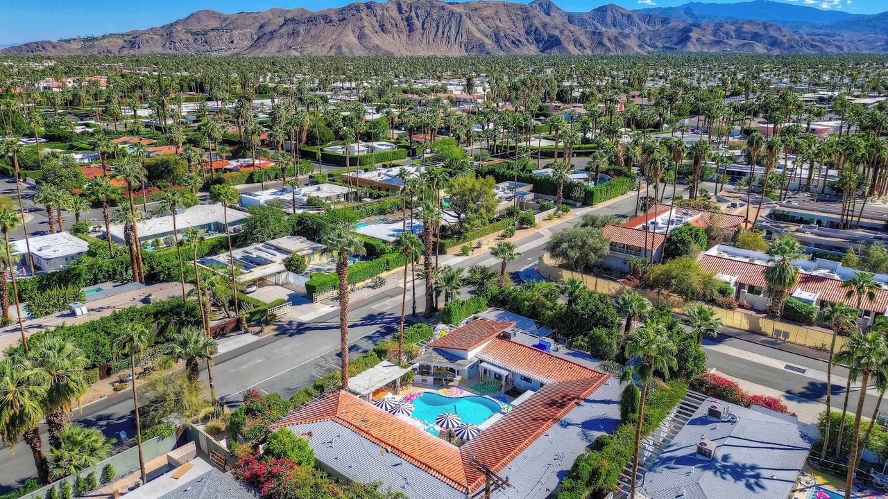 Photo of Outdoor in Tahquitz River Estates