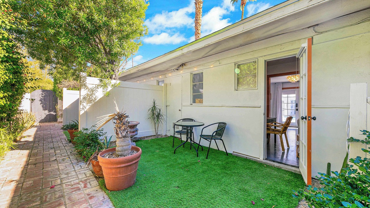 Photo of Outdoor in Tahquitz River Estates
