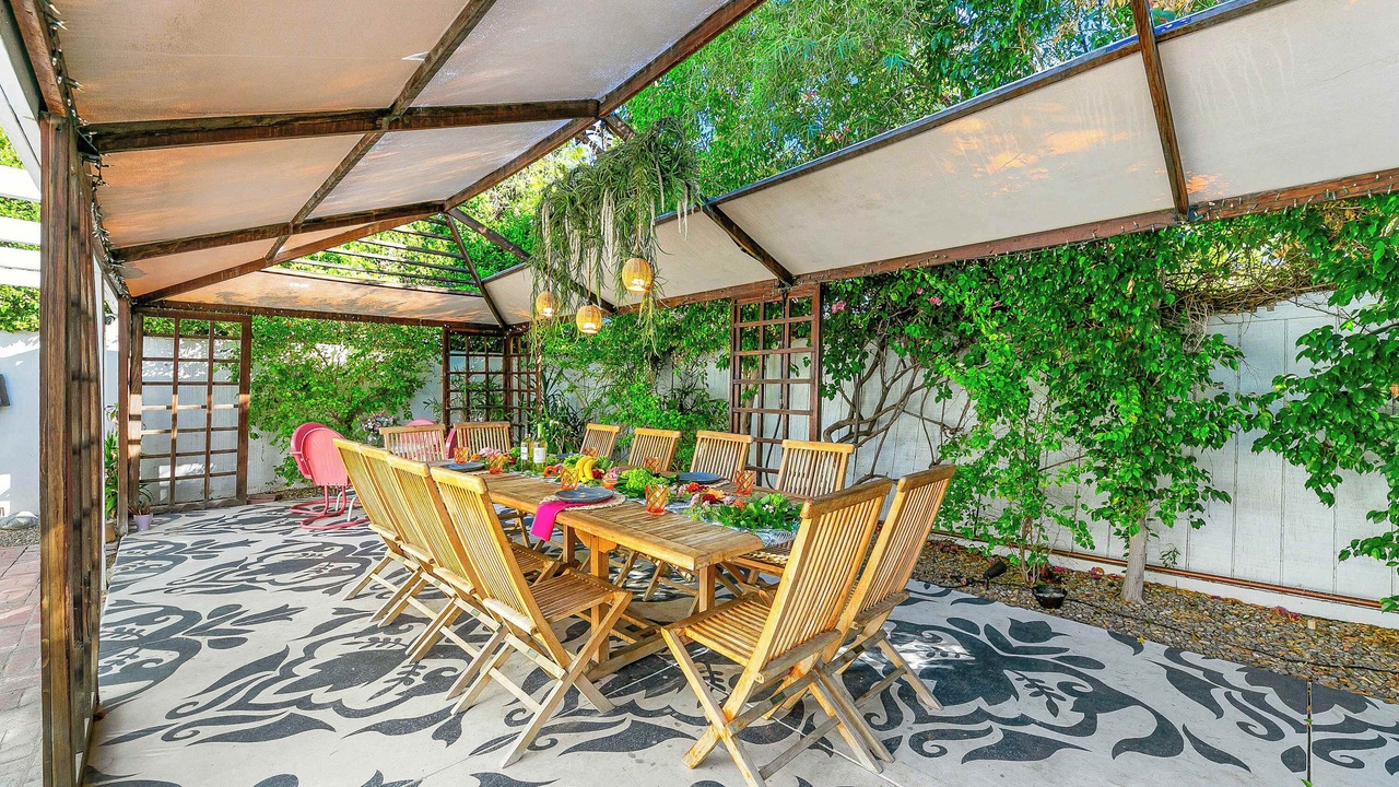 Photo of Outdoor in Tahquitz River Estates