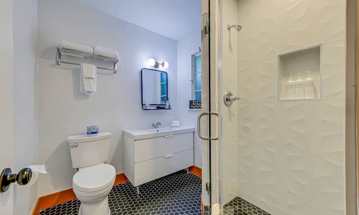 Photo of Bathroom in Tahquitz River Estates