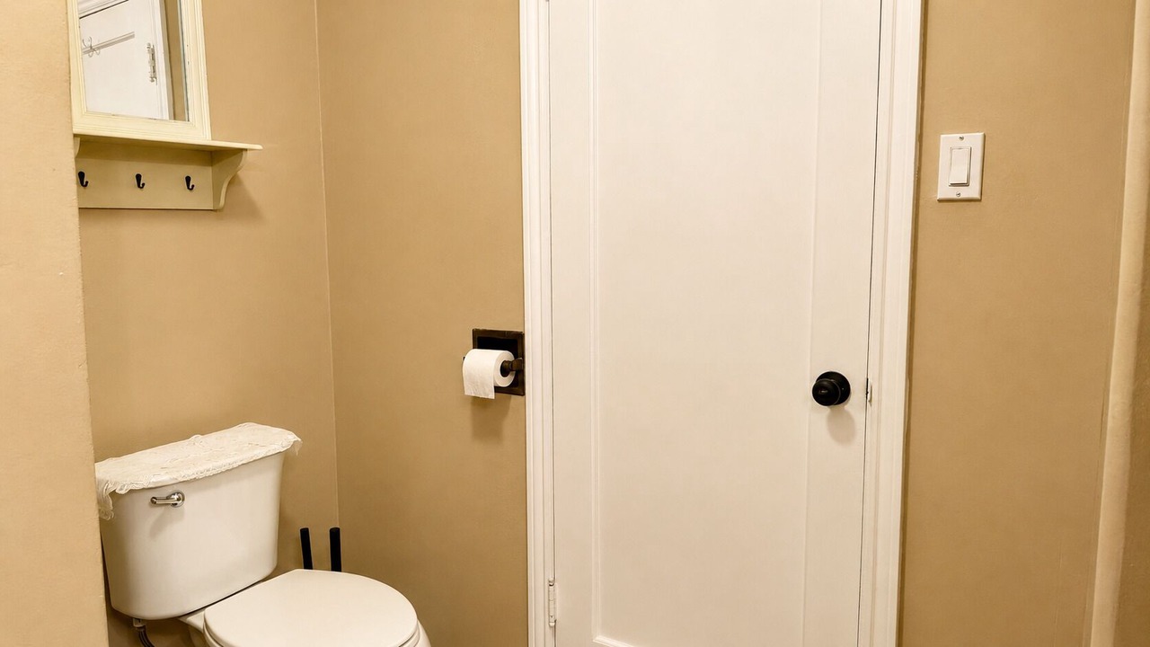 Photo of Bathroom in Coalinga