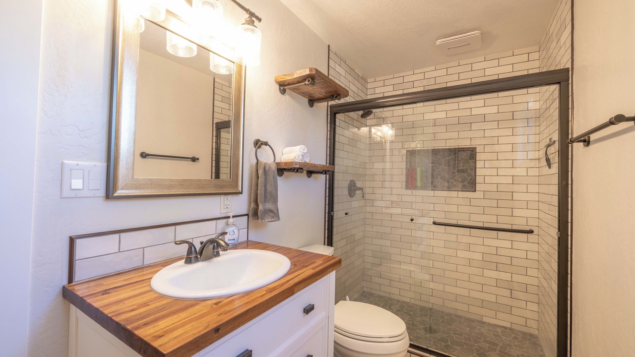 Photo of Bathroom in Fox Farm