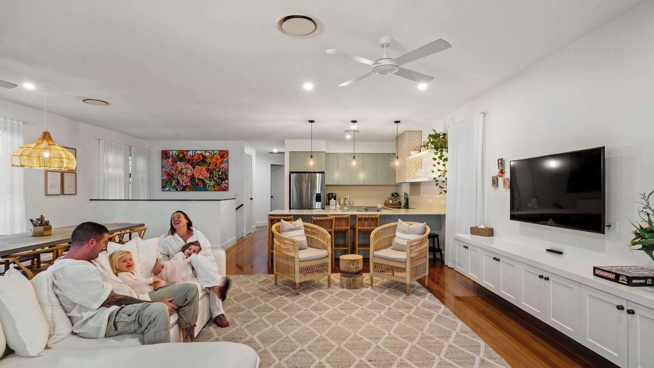 Photo of Livingroom in Burleigh Heads