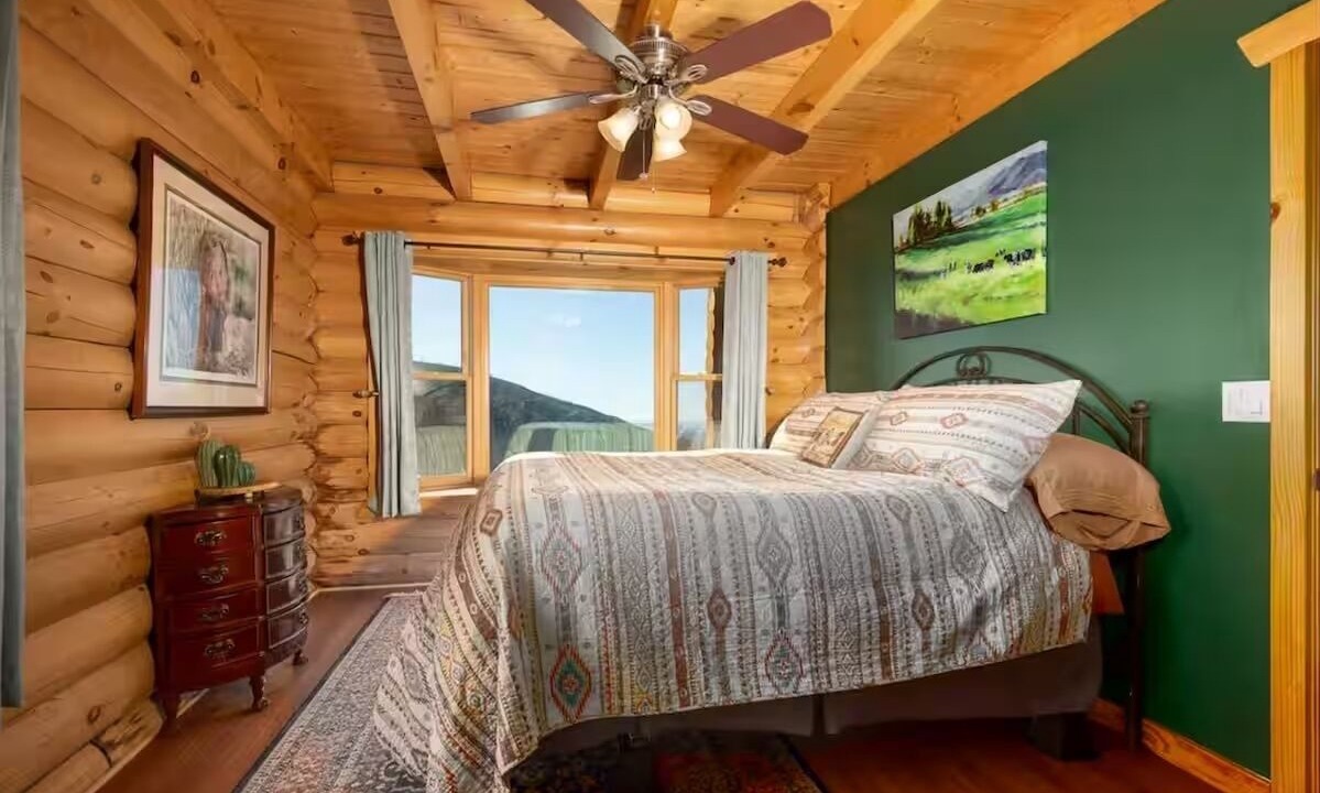 Photo of Bedroom in Julian