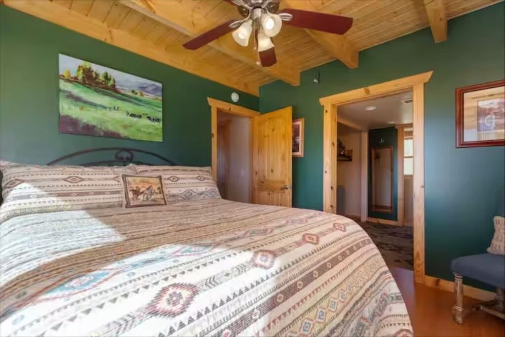 Photo of Bedroom in Julian