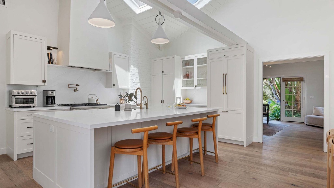 Photo of Kitchen in Hedgerow