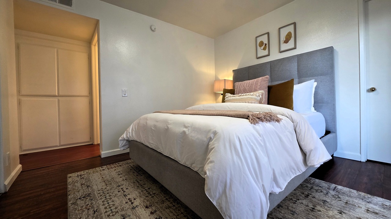 Photo of Bedroom in Beverly Hills