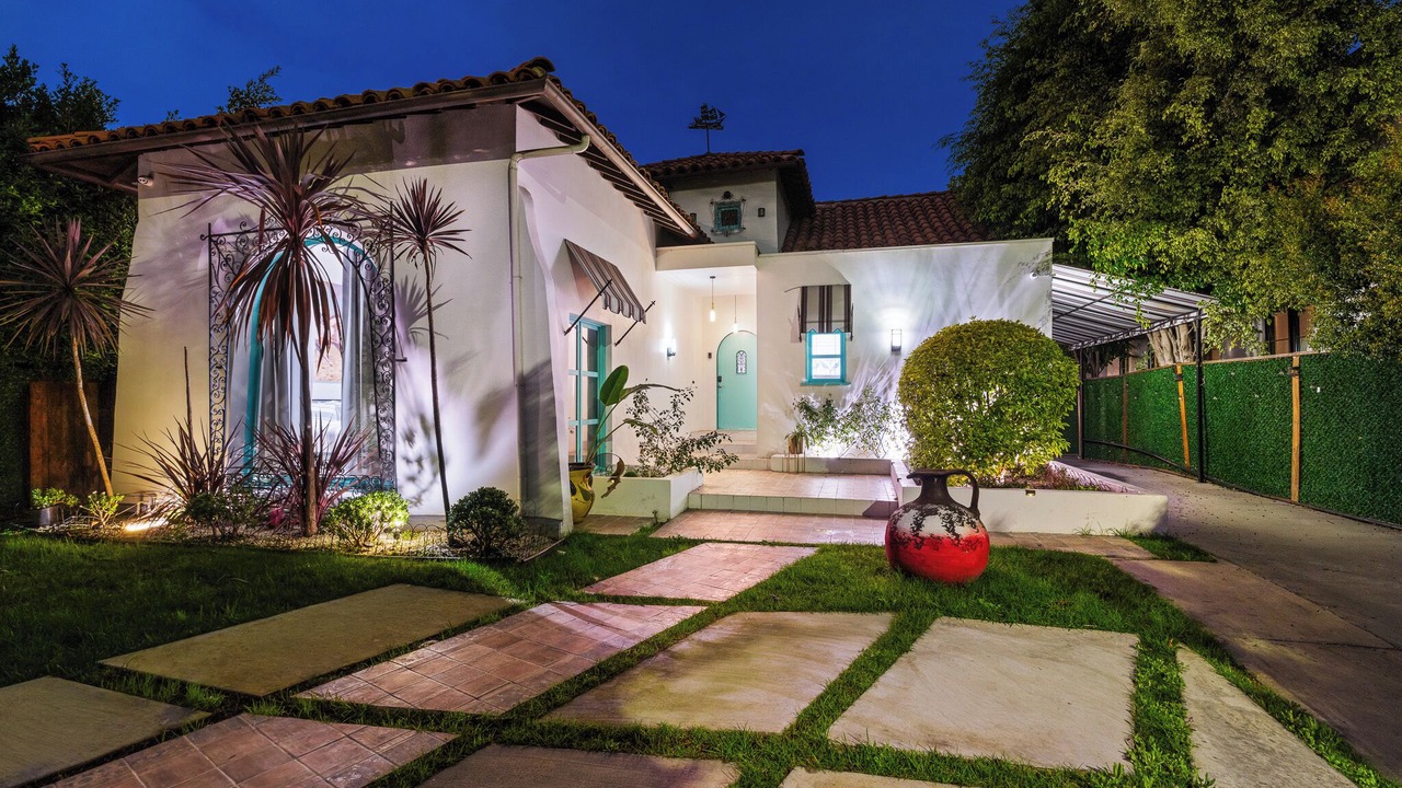 Photo of Outdoor in Beverly Grove