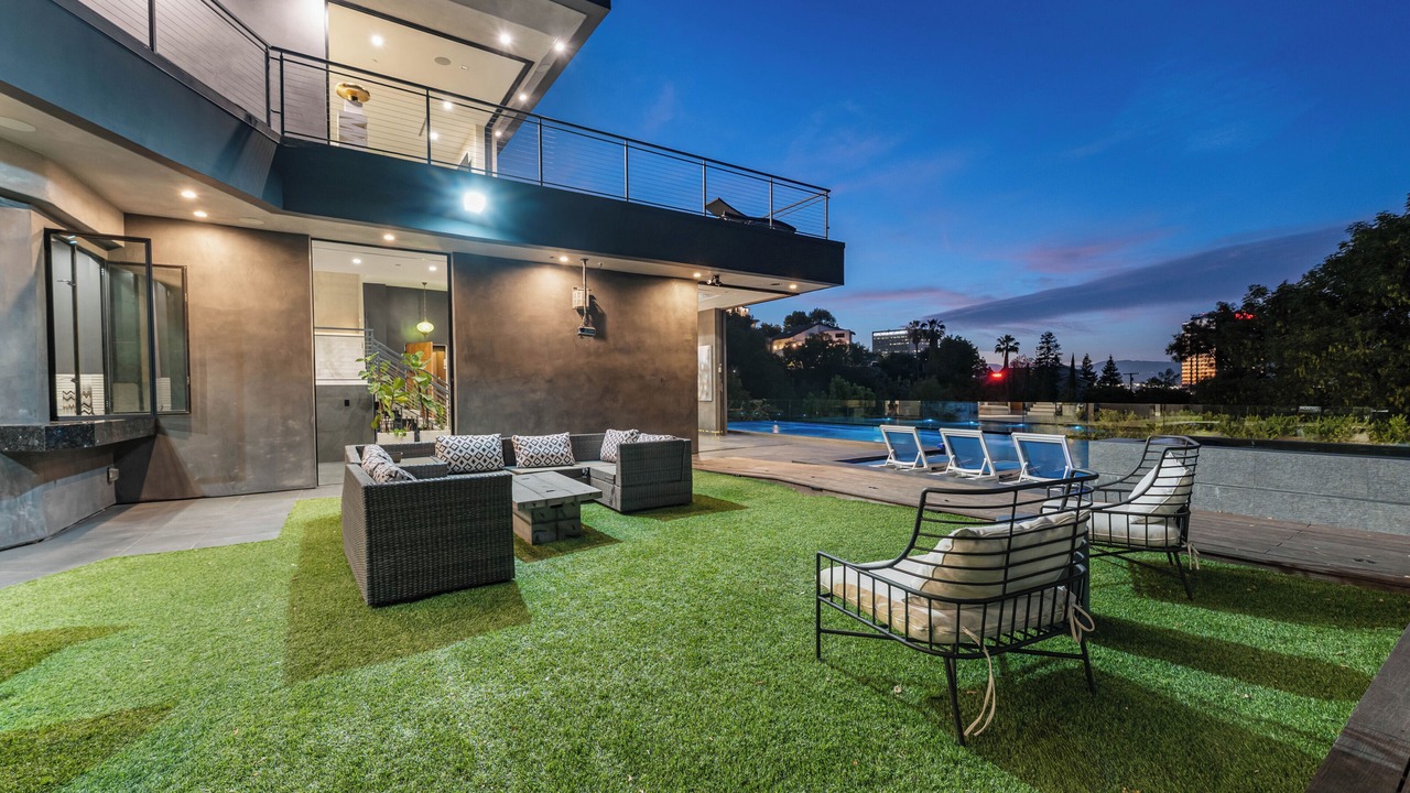 Photo of Patio Balcony in Los Angeles