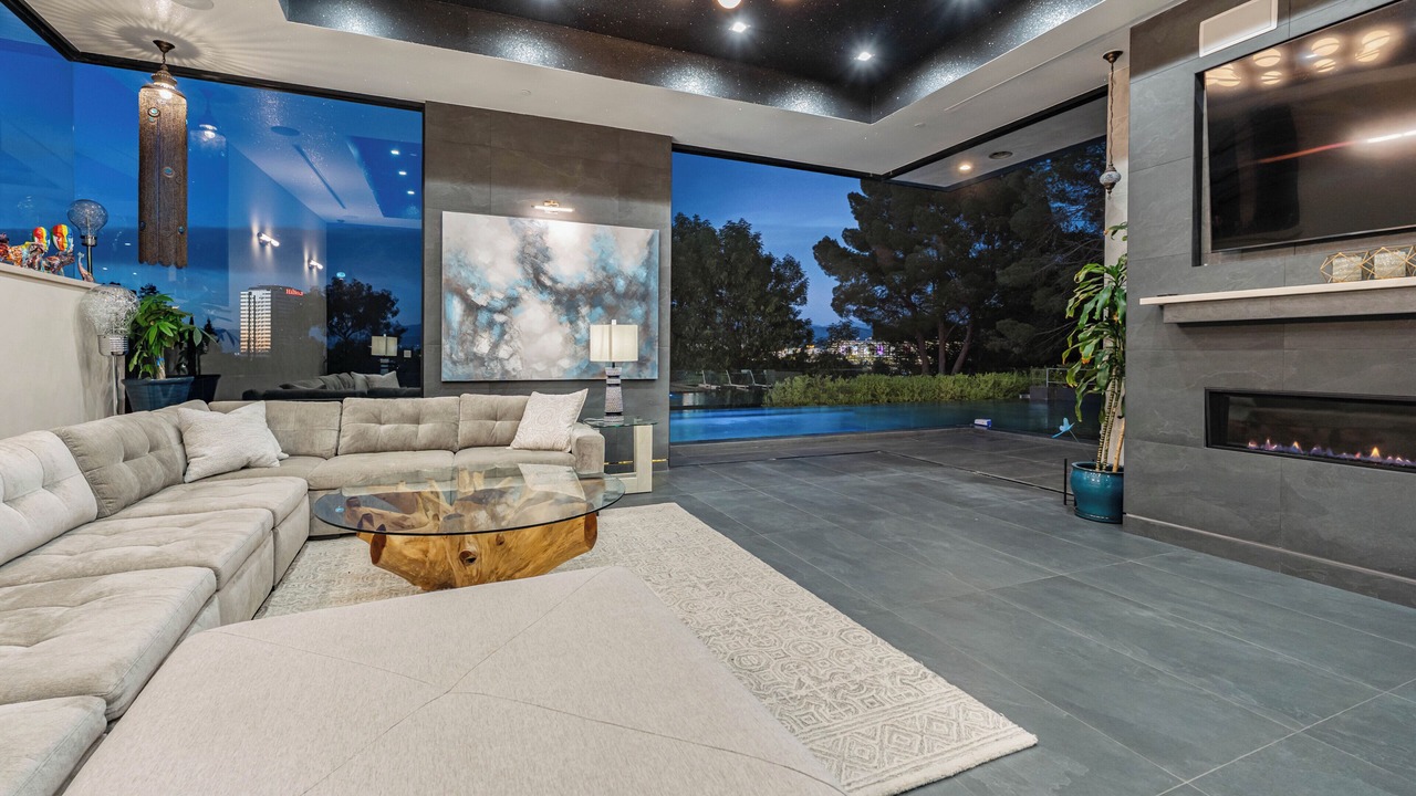 Photo of Livingroom in Los Angeles