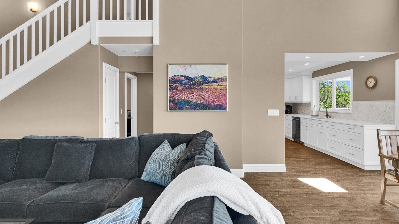 Photo of Bedroom in Oak Shores