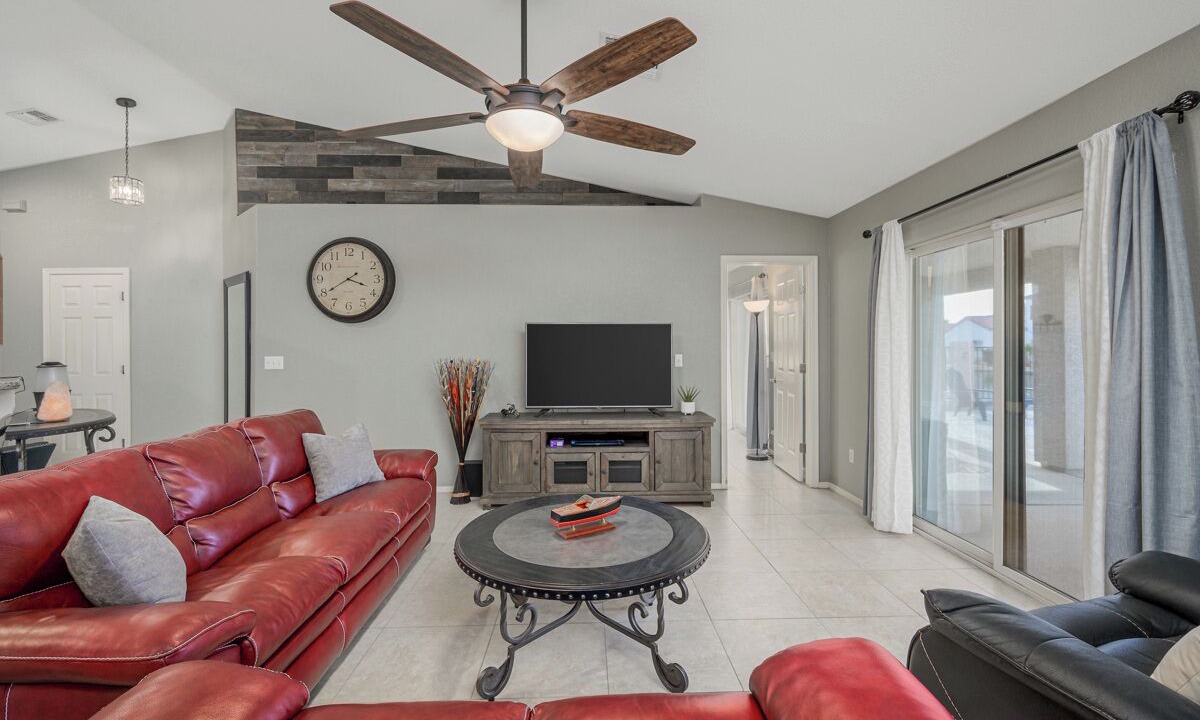 Photo of Livingroom in Fort Mohave