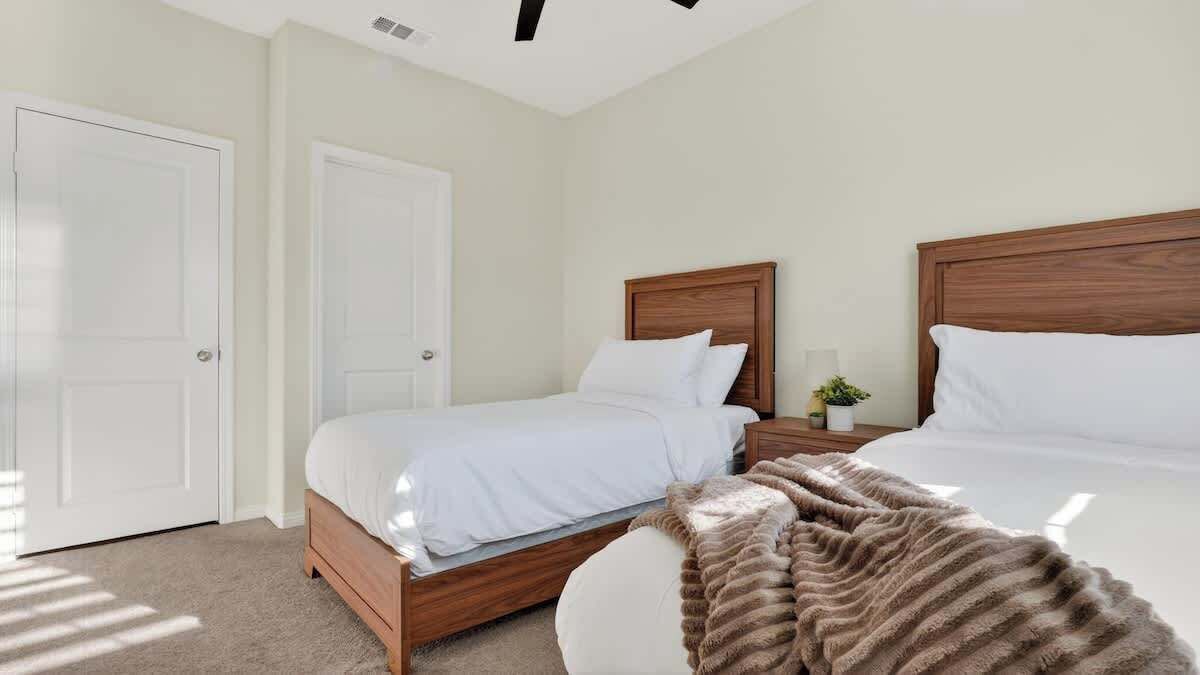 Photo of Bedroom in Santa Clarita