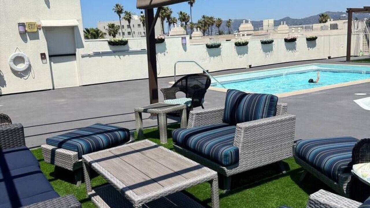 Photo of Patio Balcony in Wilshire