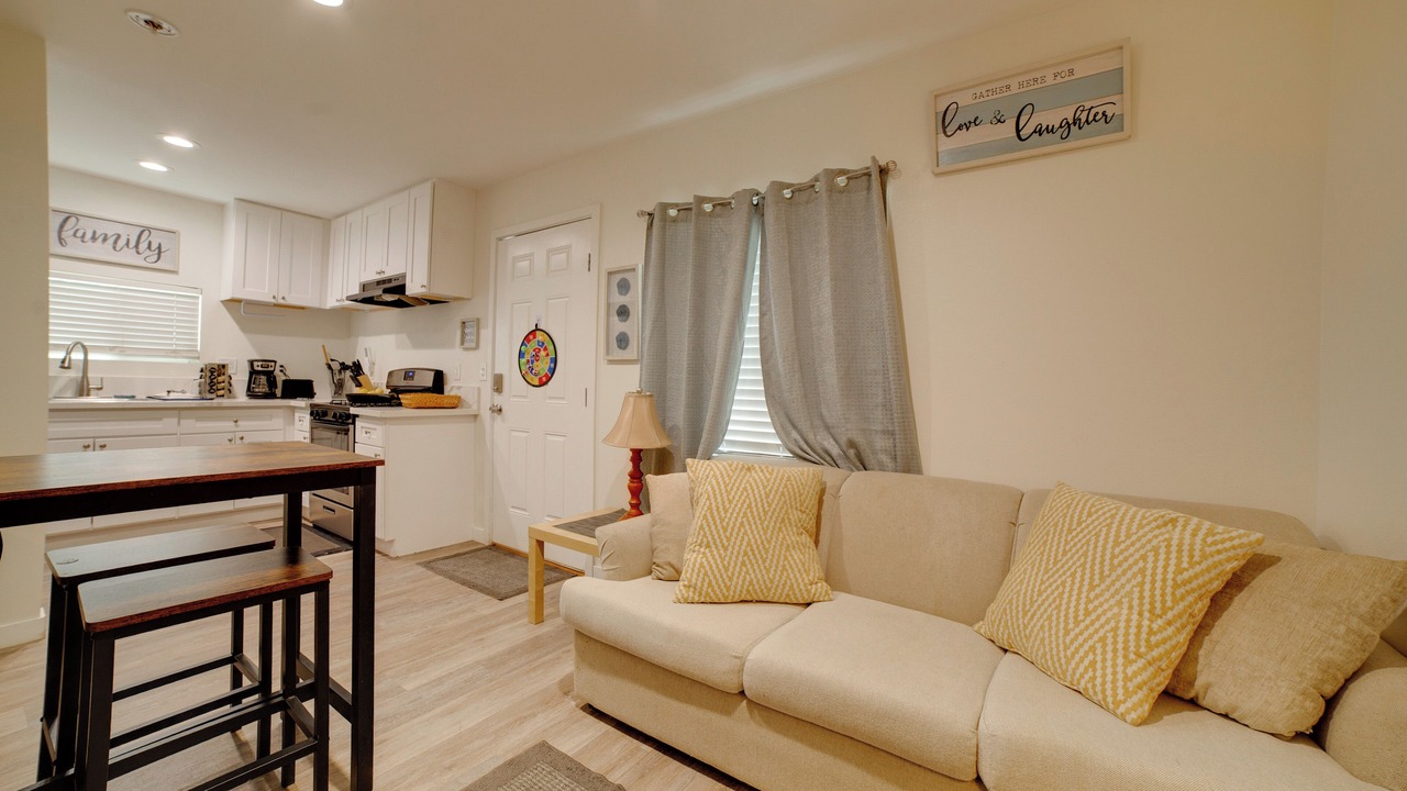 Photo of Livingroom in Riverside