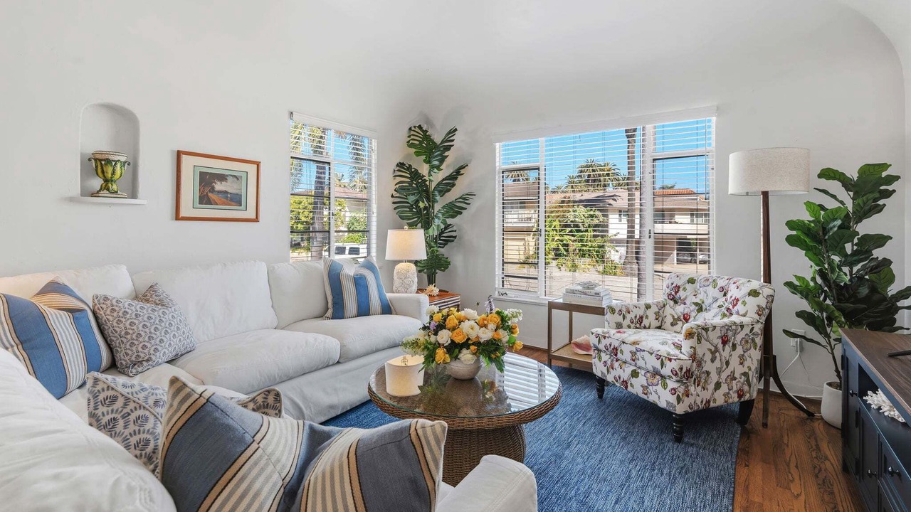 Photo of Livingroom in West Beach
