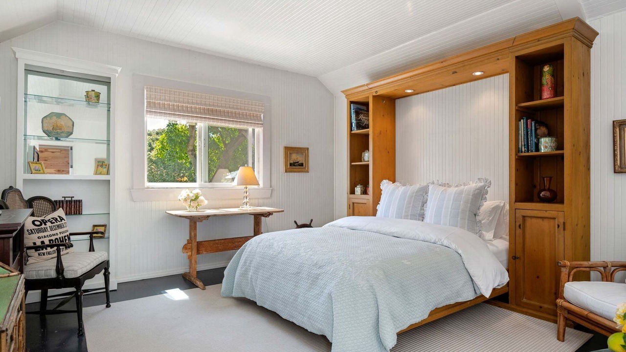 Photo of Bedroom in Carpinteria