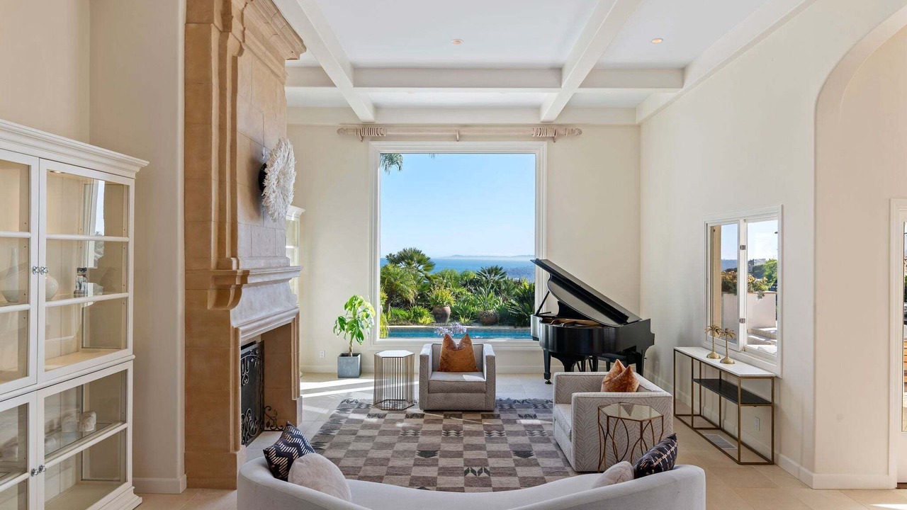 Photo of Livingroom in Montecito