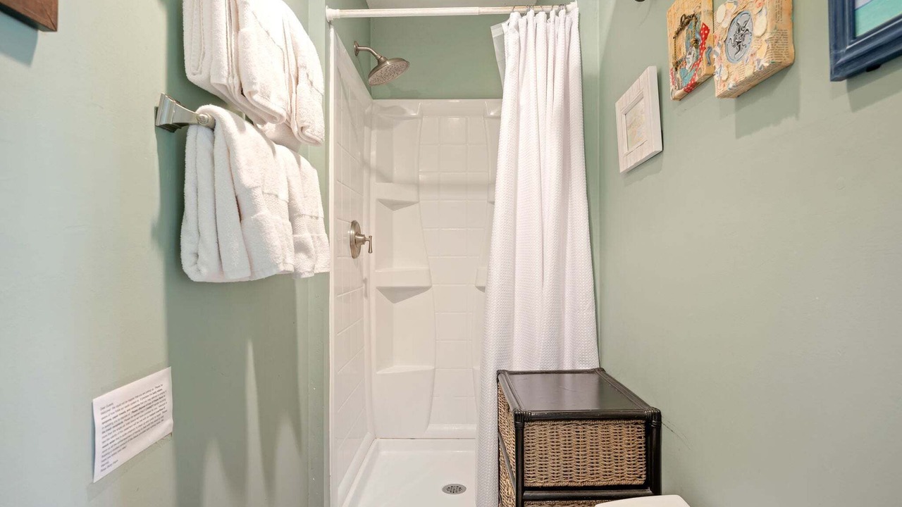 Photo of Bathroom in Carpinteria