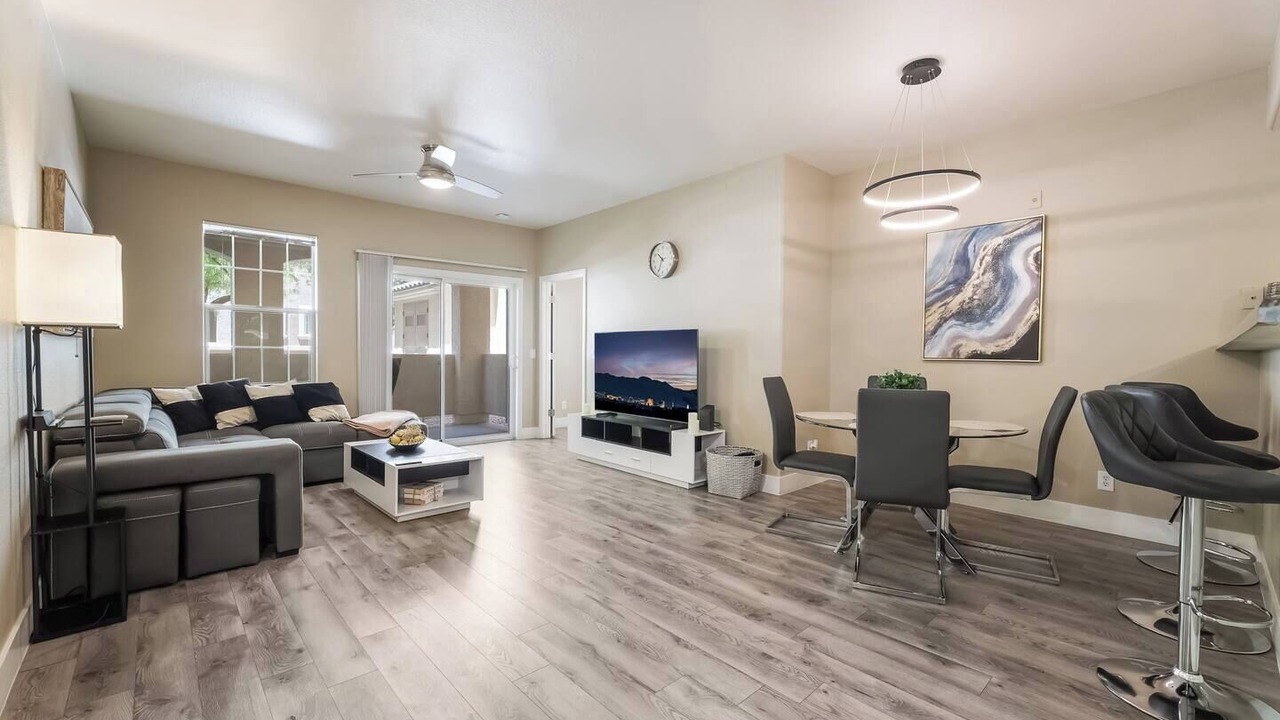Photo of Livingroom in Rhodes Ranch