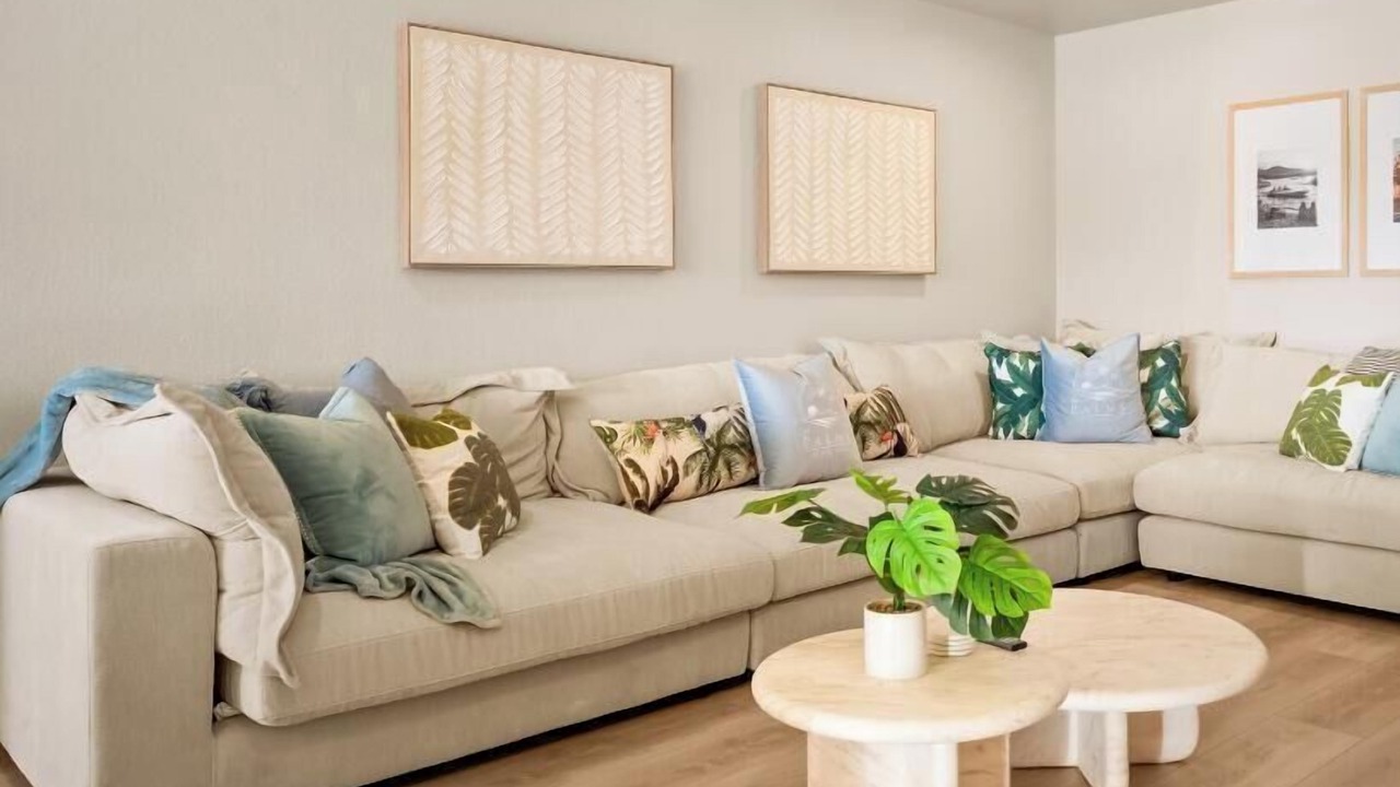 Photo of Livingroom in Parker Strip