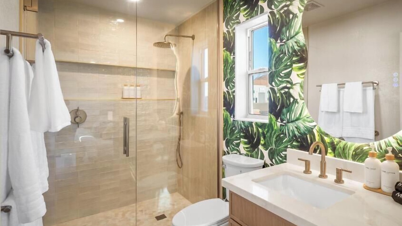 Photo of Bathroom in Parker Strip
