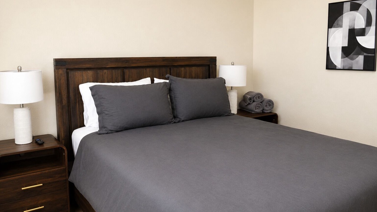 Photo of Bedroom in Hanford