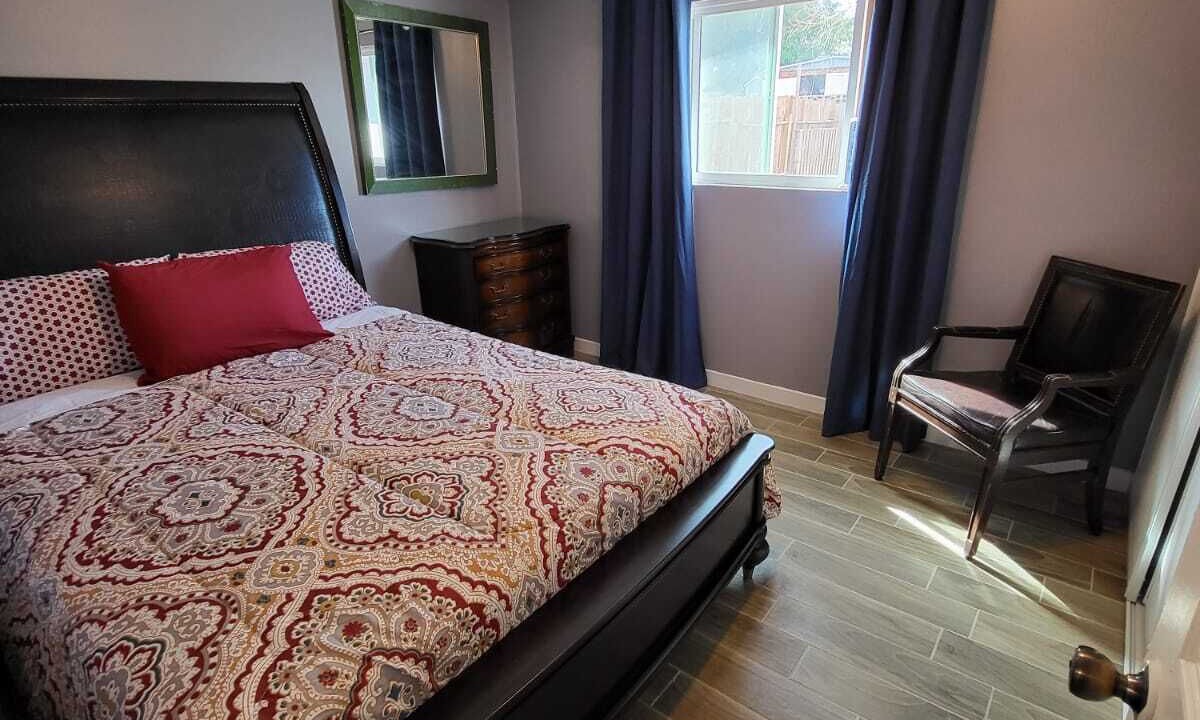 Photo of Bedroom in Palmdale