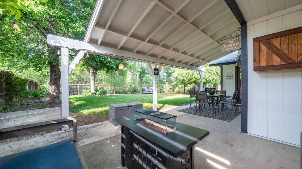Photo of Outdoor in North Hilltop
