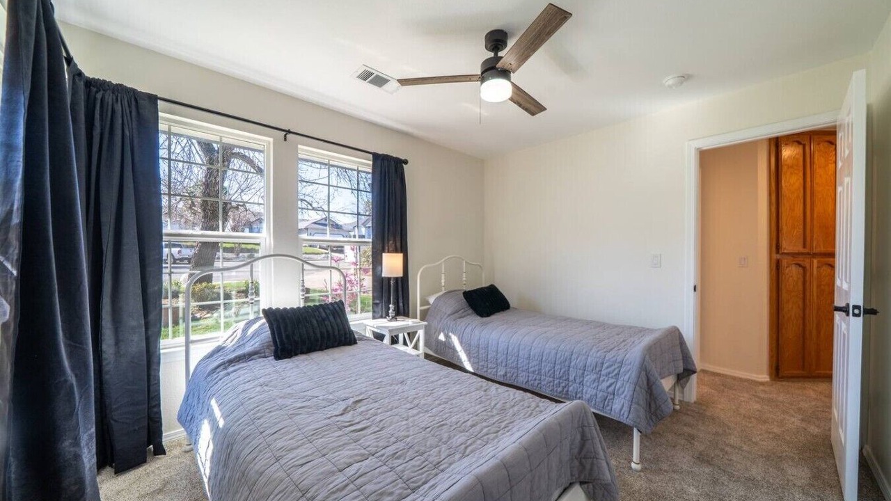 Photo of Bedroom in North Hilltop