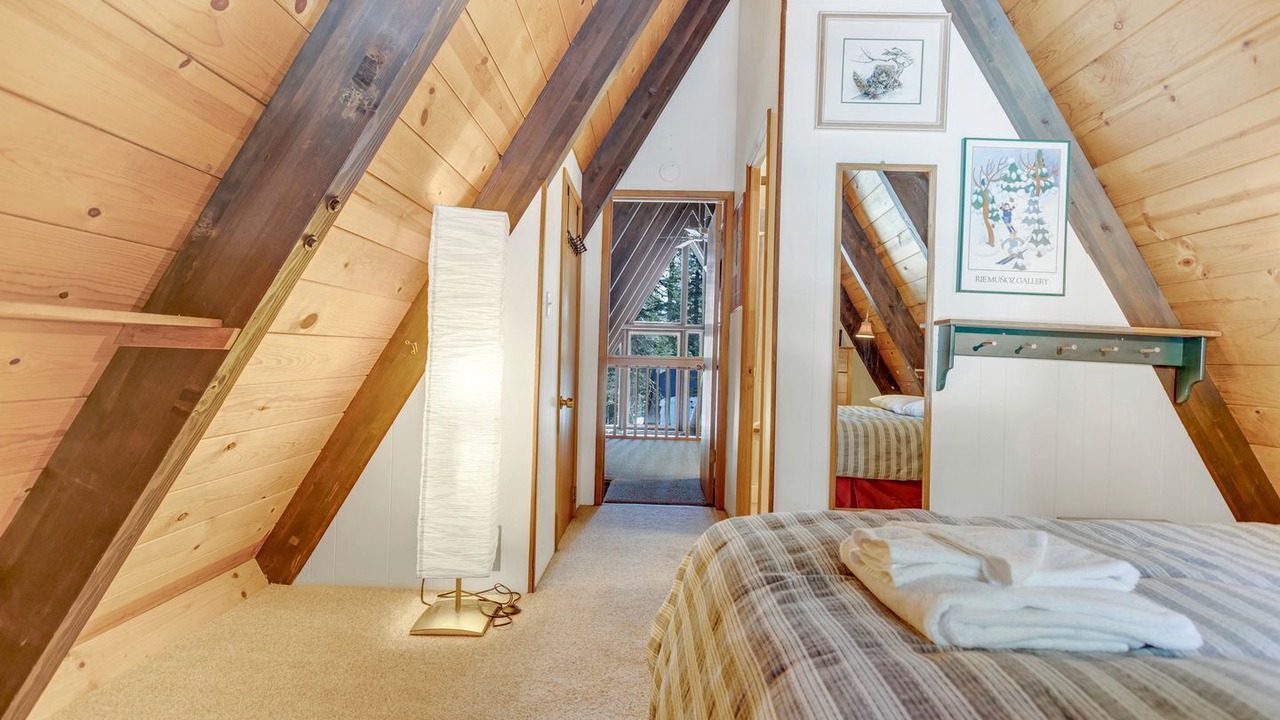 Photo of Bedroom in Bear Valley
