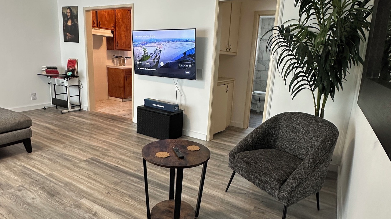 Photo of Livingroom in Lennox