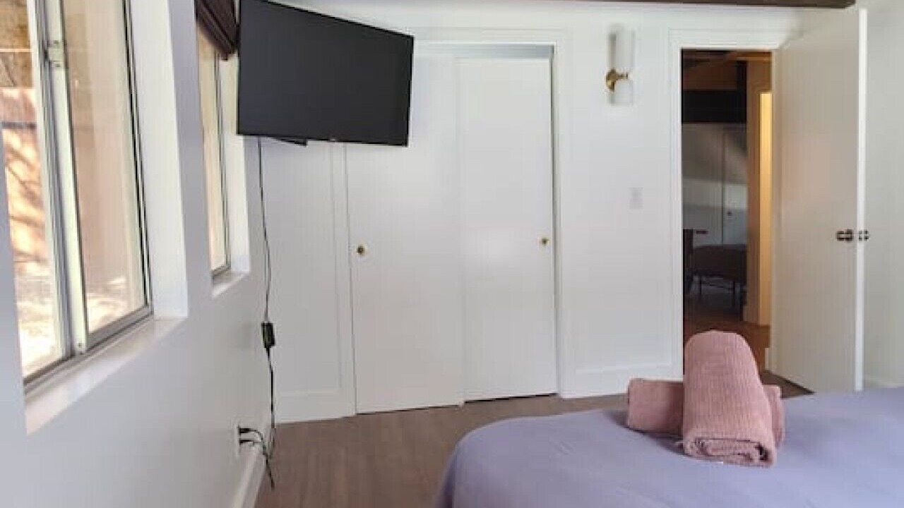 Photo of Bedroom in Summit Estates