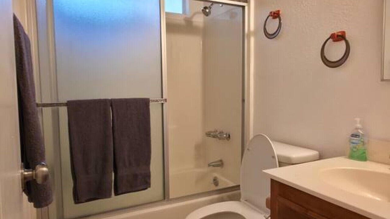 Photo of Bathroom in Summit Estates
