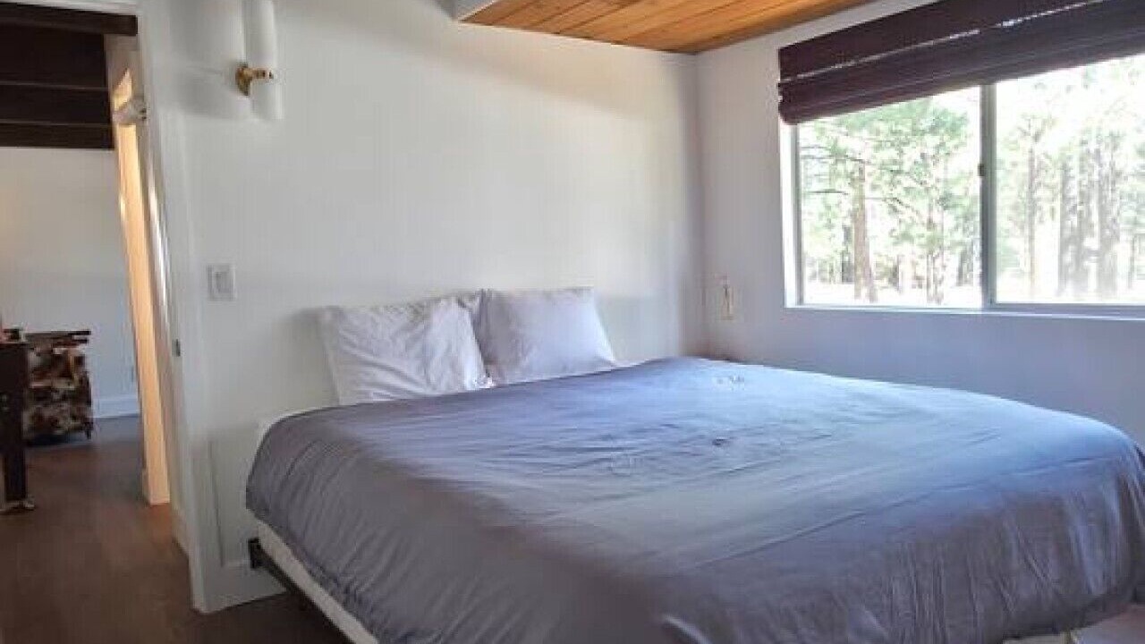 Photo of Bedroom in Summit Estates